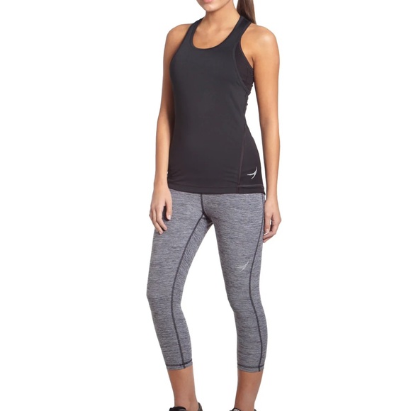 031EA.- Endeavor Athletic. Eclipse Capri. Size Large - Picture 2 of 5